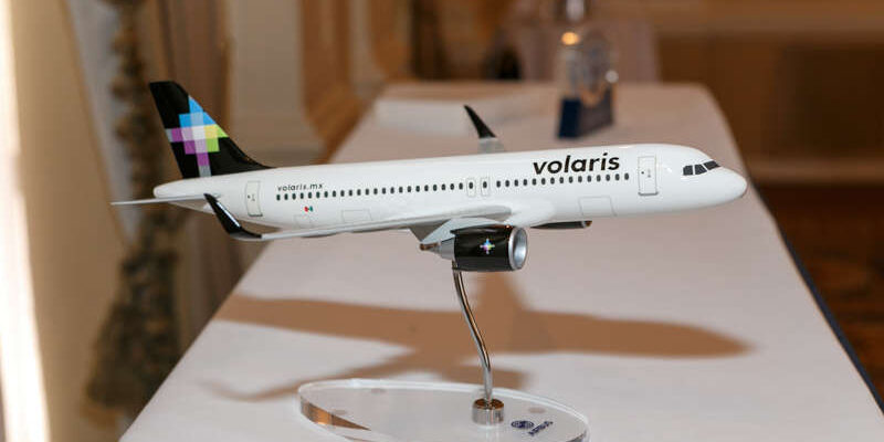 Volaris aircraft livery