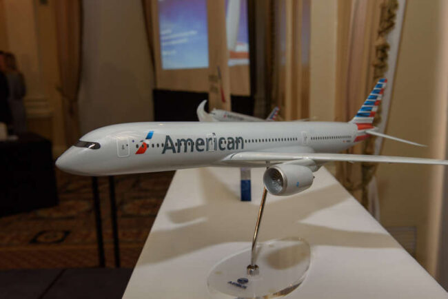American Airlines model plane American Airlines model plane